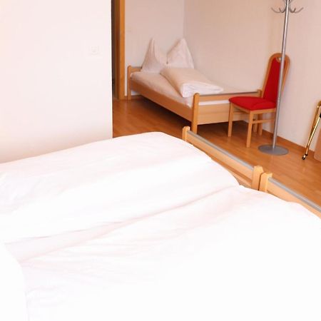 Hotel-Restaurant Ronalp Burchen Bagian luar foto