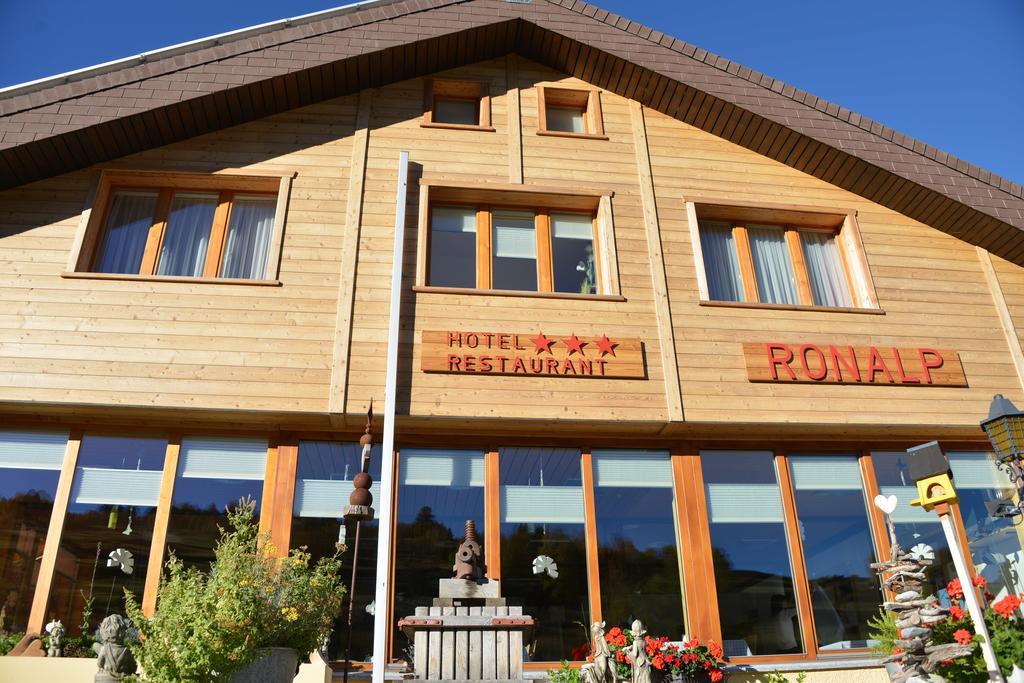 Hotel-Restaurant Ronalp Burchen Bagian luar foto