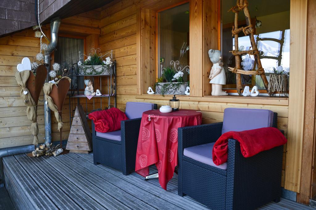 Hotel-Restaurant Ronalp Burchen Bagian luar foto