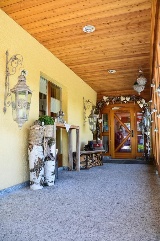 Hotel-Restaurant Ronalp Burchen Bagian luar foto