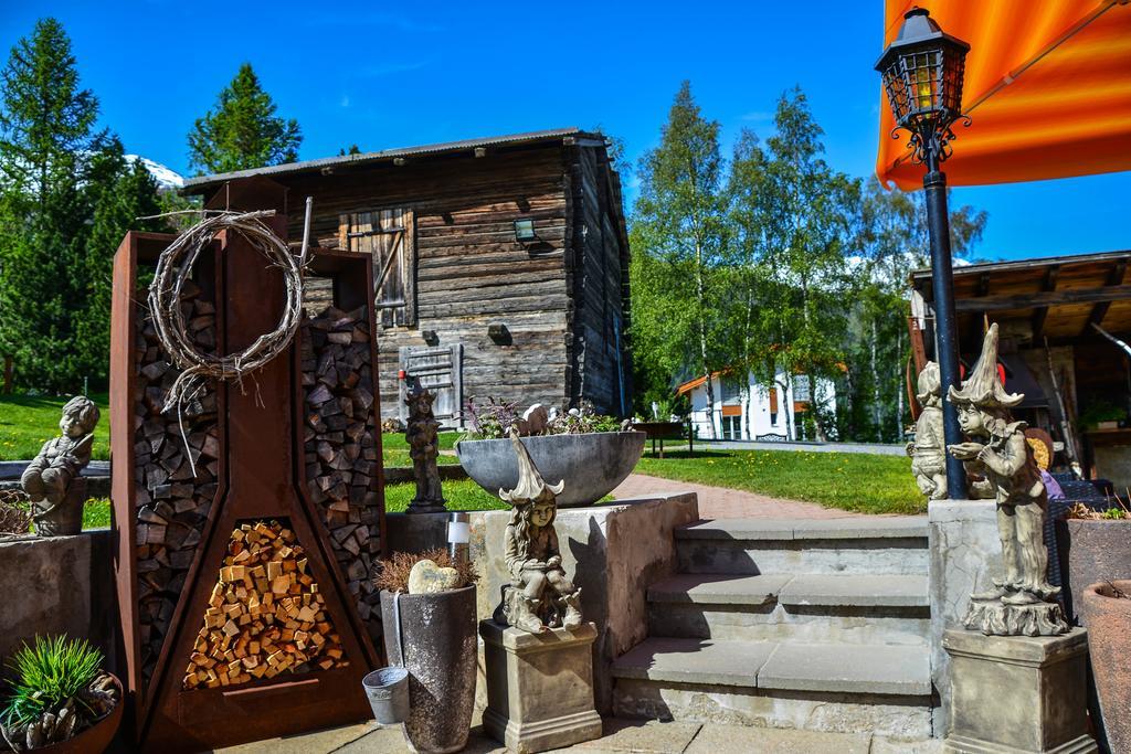 Hotel-Restaurant Ronalp Burchen Bagian luar foto