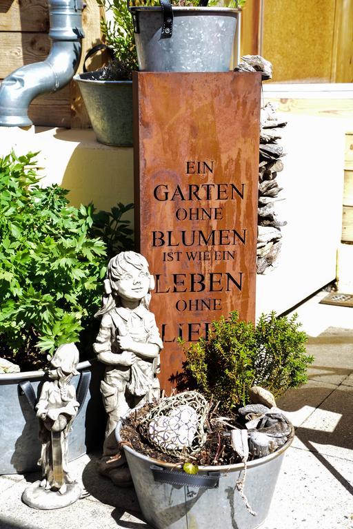 Hotel-Restaurant Ronalp Burchen Bagian luar foto